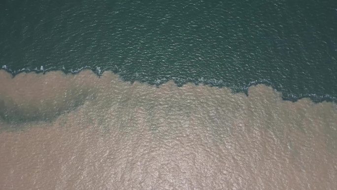 东营黄河入海口黄蓝交界