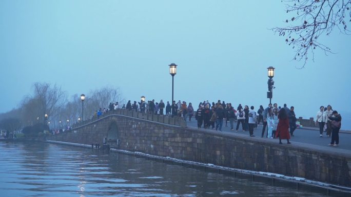 杭州水墨西湖雾天江南风景