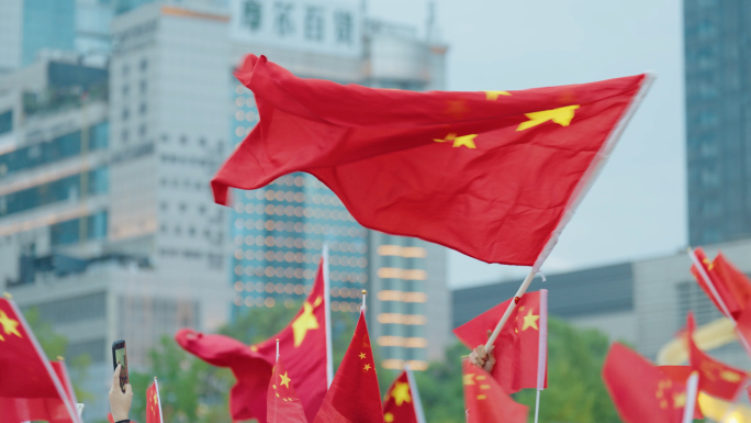 成都天府广场升旗仪式 国庆节元旦节升国旗