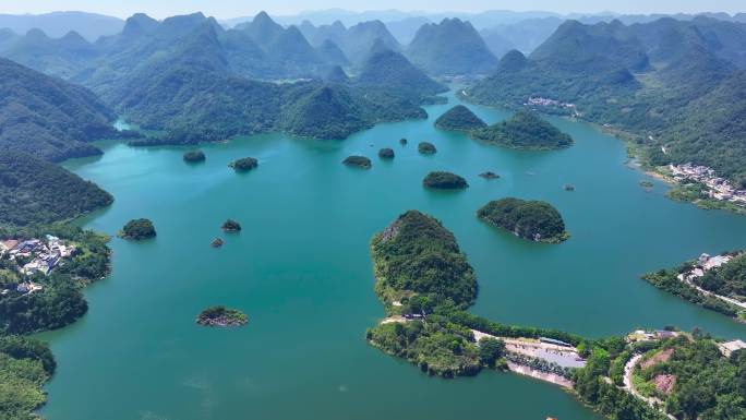 4K航拍清远英桃花湖29