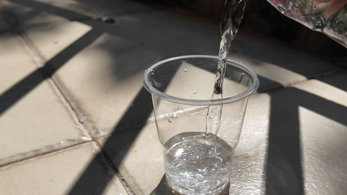 夏末的汽水
