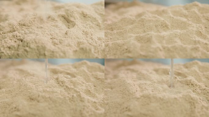 沉香线香制作配比 水倒入香粉中