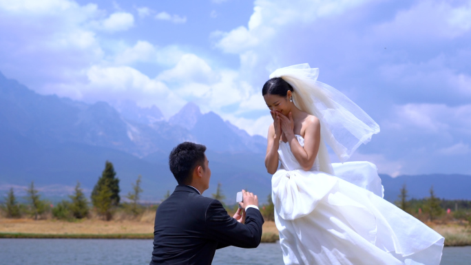求婚 钻戒 幸福 夫妻 新娘 新郎 浪漫