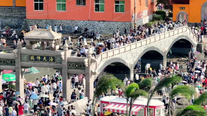 洛迦寺人潮  空镜 天文大潮