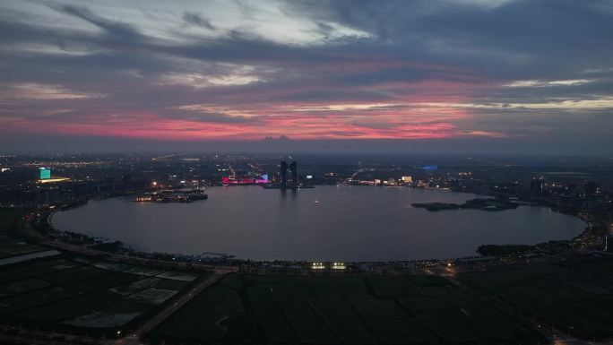 临港新城滴水湖南汇新城晚霞傍晚