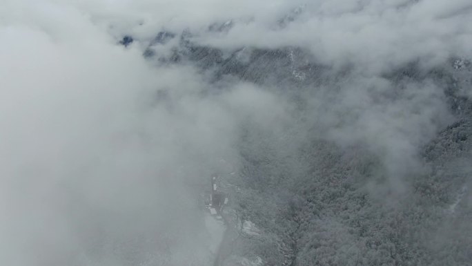 四姑娘山雪山雪景