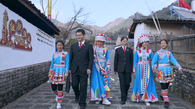 巡回法庭 法官走村入户