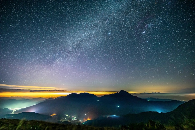 6K潮州凤凰山星空银河云海延时