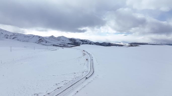 雪天道路  雪山道路 西藏航拍