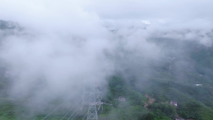 大山里的高压电