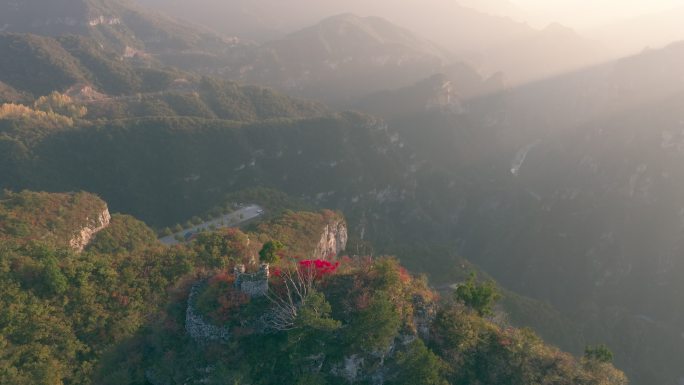 焦作太行山秋天黄昏夕照4K高清HDR