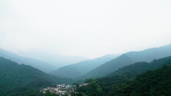 台湾山天景与村庄