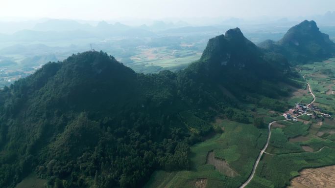 乡村农村地形地貌山丘土地绿色风景