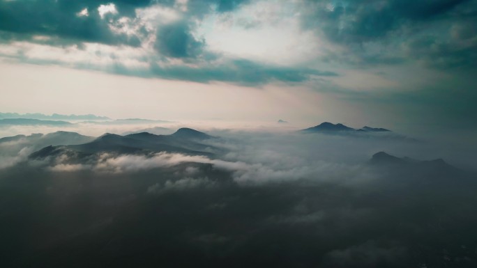 山雾风景航拍