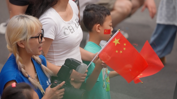 国庆氛围国庆节75周年武汉国庆节国庆氛围
