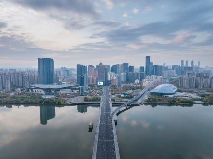 沈阳城市青年大街航拍延时