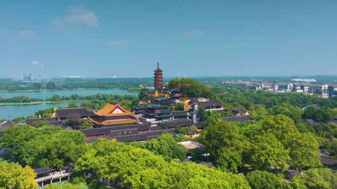 江苏镇江金山寺蓝天白云风光航拍