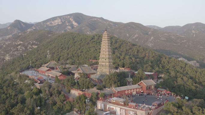 航拍山西临汾洪洞县广胜寺飞虹塔琉璃塔