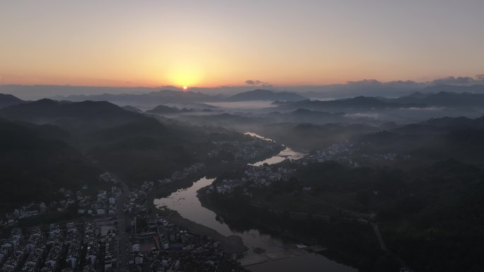 安徽省黄山市歙县渔梁坝日出