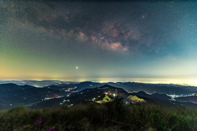 8K山脉星空银河转日出太阳升起震撼延时