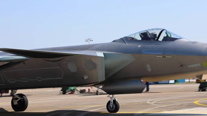2024珠海航展歼20近距离直观4K