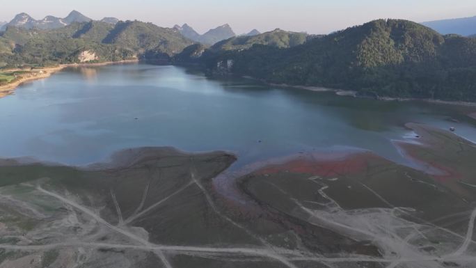 航拍广西上林东敢水库