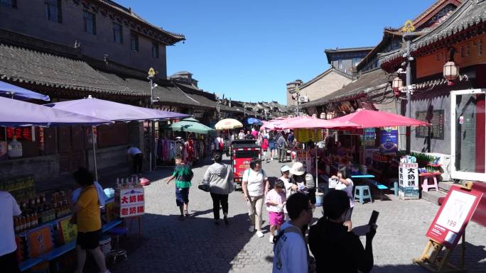 内蒙古呼和浩特大召广场塞上老街白天街景