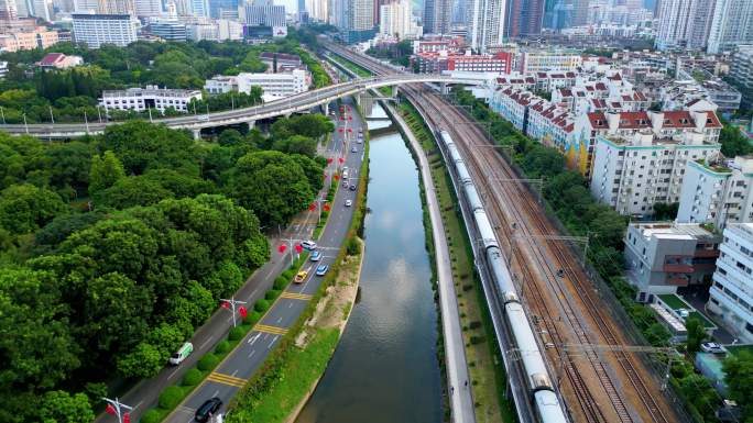 4K广深铁路城际列车航拍