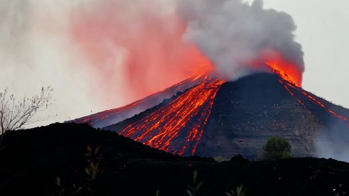 黑岩石火山喷发岩浆火山喷发