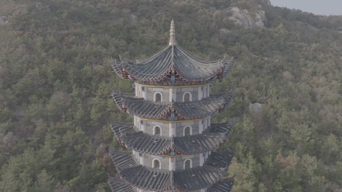 航拍山东省乳山市圣水宫景区文昌塔秋景