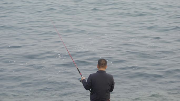 海钓钓鱼休闲安静生活