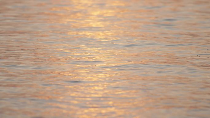 江水长江水江面夕阳傍晚江涛波涛江水长江边