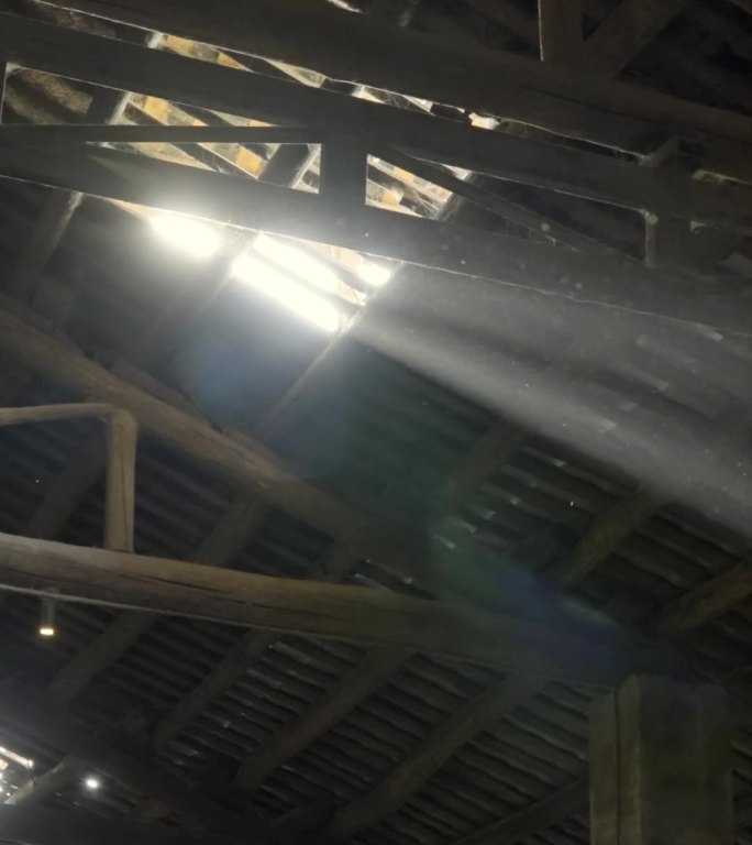 老房子光影阳光厂房光影丁达尔光影