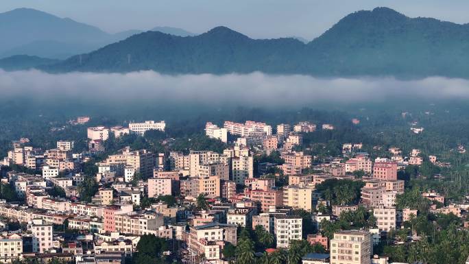 清晨小镇云緾雾绕素材（4K)