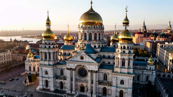 4K航拍莫斯科的救世主大教堂庄严神圣