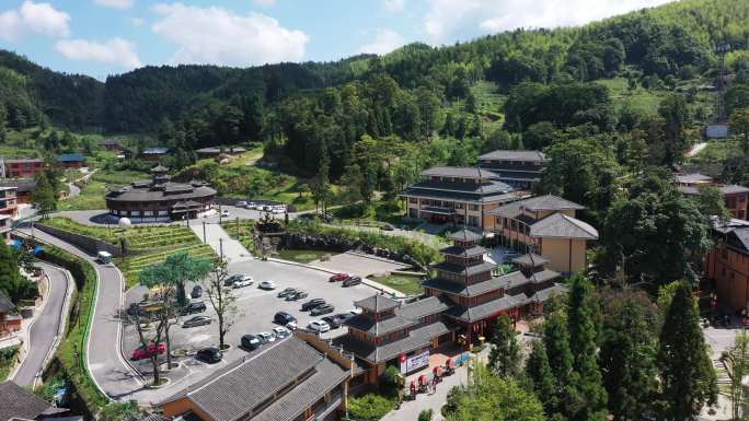 航拍湖南邵阳隆回虎形山花瑶景区风光