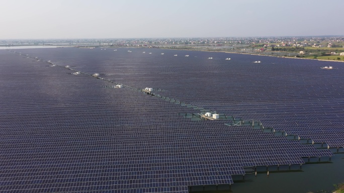 航拍湖南岳岳阳湘阴岭北镇太阳能发电站