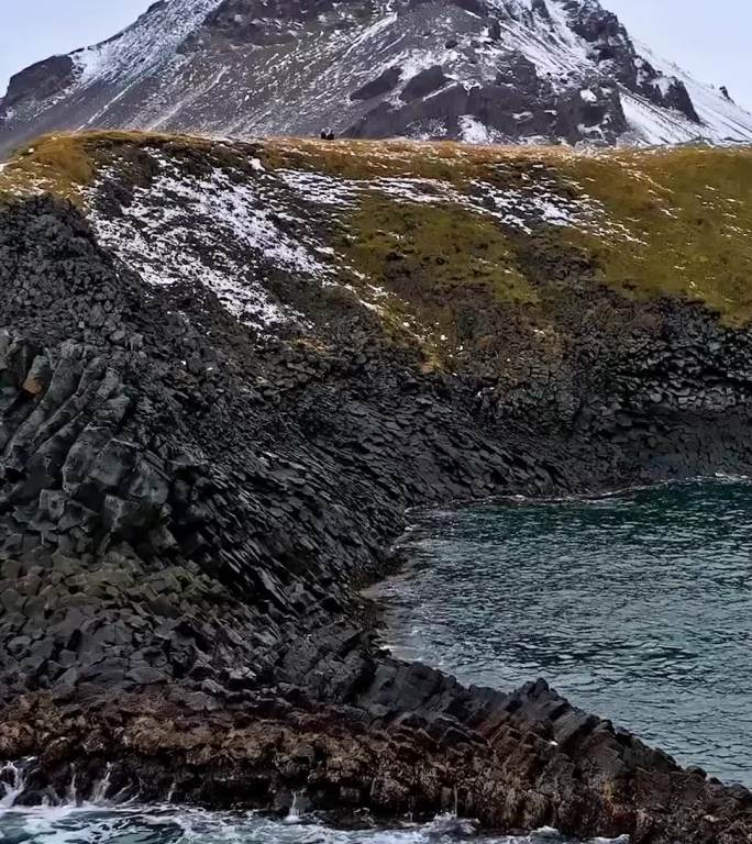 冰岛斯奈山半岛的海岸线，阿尔纳斯塔皮海岸