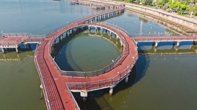 汕尾市海滨公园栈道走廊