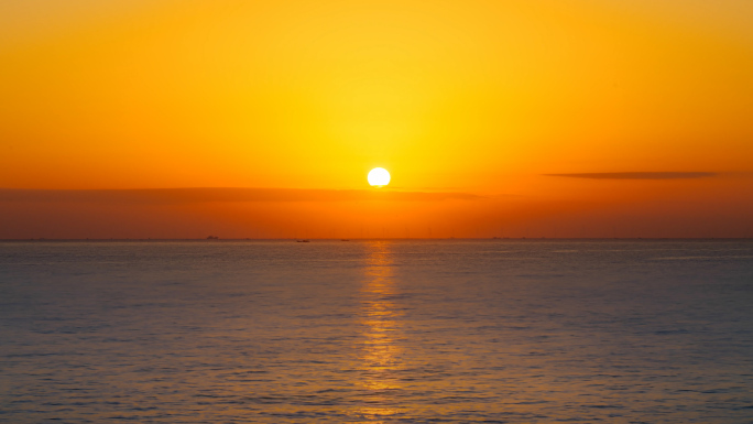 海面日出唯美空灵大气震撼太阳升起延时实拍