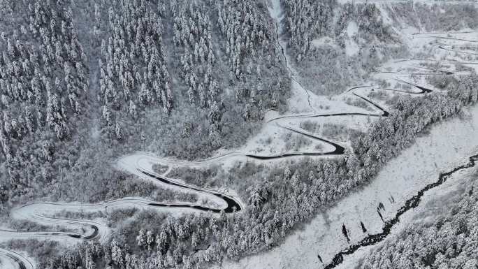 宝康路雪景四川独库公路风光
