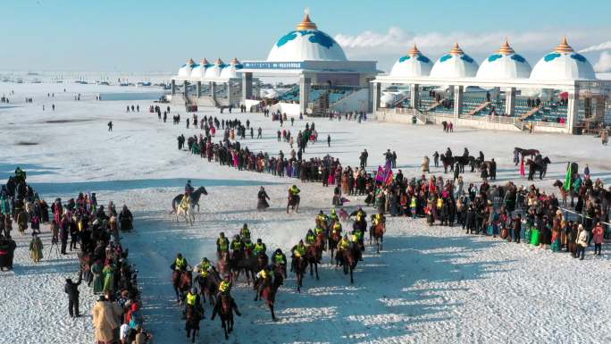 内蒙古呼伦贝尔冬季那达慕赛马航拍