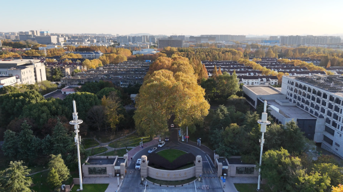 南京理工大学校园秋景