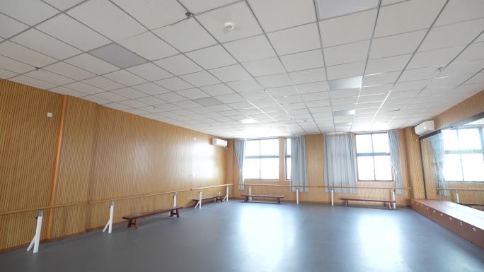 学校舞蹈室6