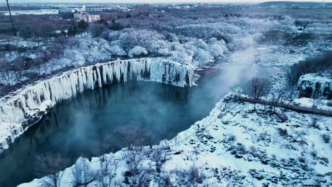 4K 冬天的镜泊湖景区雾凇月落到太阳升起