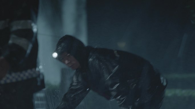 应急救援 防汛抗洪 抢险 暴雨物业抢修