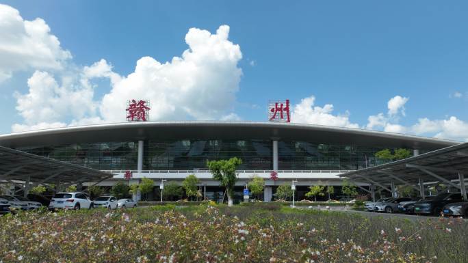 赣州黄金机场门头延时蓝天白云
