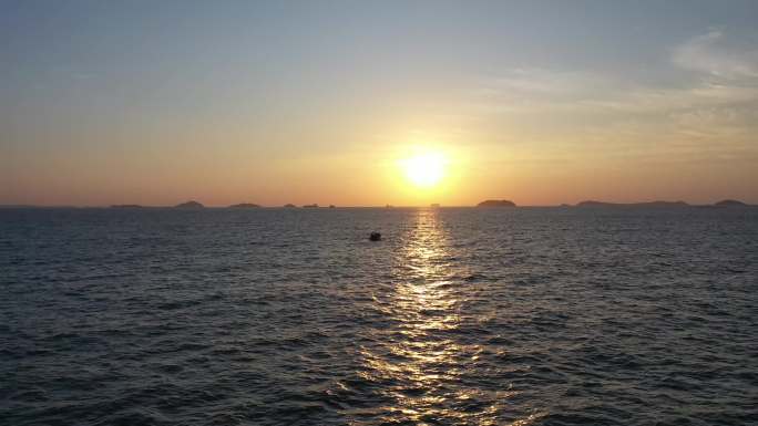 渔船 出海 打鱼 清晨渔船