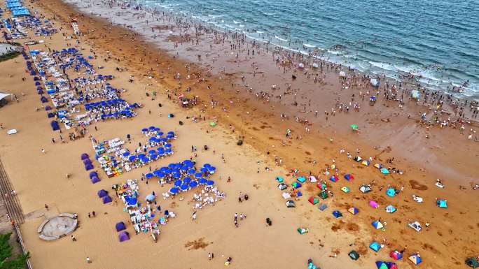 青岛金沙滩海水浴场