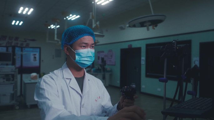 医生手术操作台操作练习